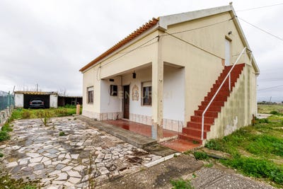 /international/pt/rua-da-lagoa-cheia-alcochete-portugal-sao-francisco-setubal-municipality-310108893089/