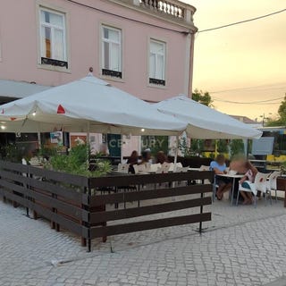 /international/pt/rua-primeiro-de-maio-setubal-portugal-setubal-sao-juliao-setubal-municipality-310108513141/