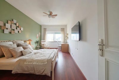 /international/pt/rua-de-dom-luis-de-noronha-lisbon-lisbon-310093860792/