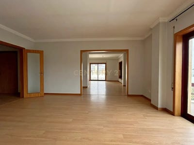 /international/pt/oliveira-de-azemeis-aveiro-310100006149/