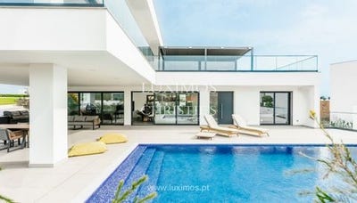 /international/pt/alcantarilha-e-pera-faro-310105103637/