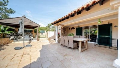 /international/pt/albufeira-e-olhos-de-agua-faro-310107497321/