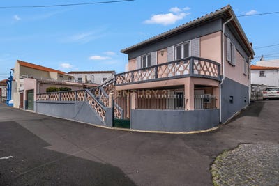 /international/pt/en1-2a-26-9700-porto-judeu-portugal-ilha-terceira-azores-310108306824/