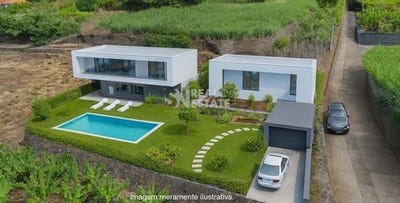 /international/pt/ponta-do-sol-madeira-310102131532/