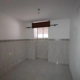 /international/pt/rua-arco-do-bispo-18-rc-castelo-branco-braganca-310105251300/