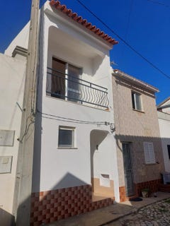 /international/pt/figueira-da-foz-braganca-310098875603/