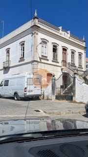 /international/pt/quelfes-faro-310105015633/