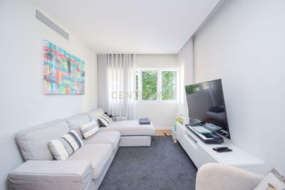 /international/pt/r-cidade-de-bolama-lt-381-1-d-olivais-lisbon-310108518833/?lang=it