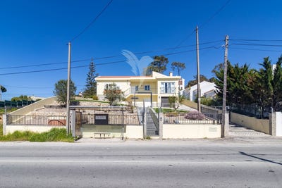 /international/pt/sesimbra-castelo-sesimbra-setubal-municipality-310107587470/