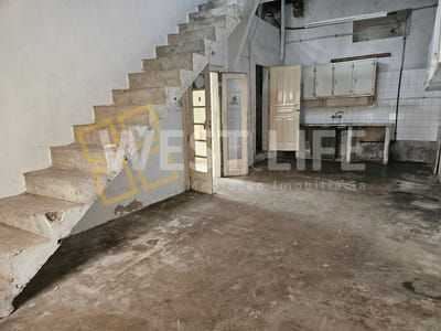 /international/pt/mafra-lisbon-310098117352/
