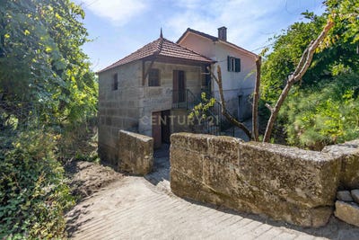 /international/pt/r-do-ribeiro-8-4600-721-salvador-do-monte-portugal-salvador-do-monte-porto-310105014922/