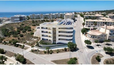 /international/pt/porto-de-mos-lagos-faro-310109049591/