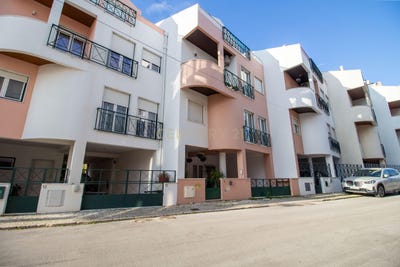 /international/pt/rua-conde-monsaraz-10a-loures-lisbon-310105186692/