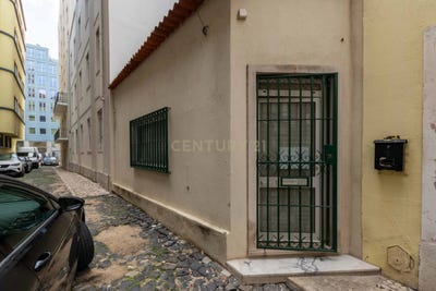 /international/pt/rua-tomas-ribeiro-lisbon-portugal-avenidas-novas-lisbon-310100662473/