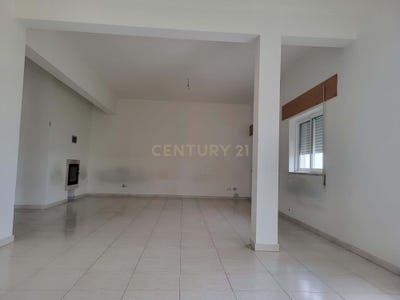 /international/pt/avenida-dos-condes-de-azambuja-azambuja-portugal-azambuja-lisbon-310104509657/