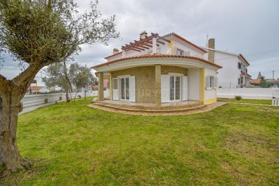 /international/pt/sao-joao-das-lampas-e-terrugem-lisbon-310100672494/