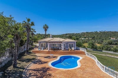 /international/pt/loule-sao-sebastiao-faro-310101187336/?lang=en