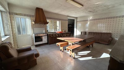 /international/pt/rua-ucha-3770-058-oia-portugal-oia-aveiro-310104003416/