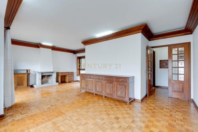 /international/pt/rua-14-1015-espinho-portugal-espinho-castelo-branco-310107901530/