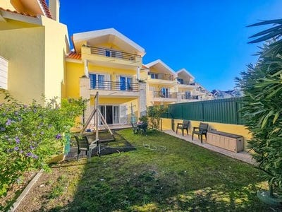 /international/pt/mafra-lisbon-310103002730/
