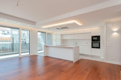 /international/pt/rua-da-liberdade-5-2800-153-almada-portugal-almada-setubal-municipality-310108778726/?lang=it