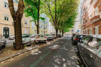 /international/pt/av-sacadura-cabral-14-lisbon-portugal-areeiro-lisbon-310108045634/