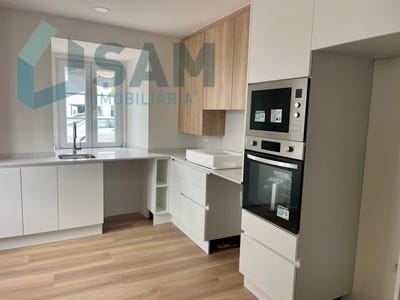 /international/pt/rolica-leiria-310105970490/