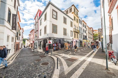 /international/pt/funchal-madeira-310103728212/