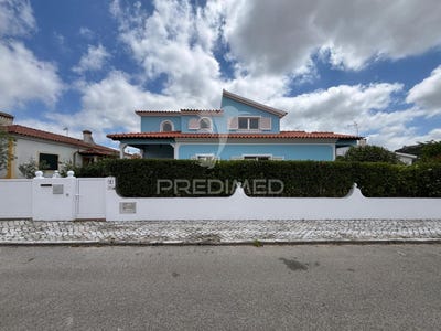 /international/pt/santa-maria-sao-pedro-e-sobral-da-lagoa-obidos-leiria-310099684252/