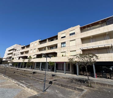 /international/pt/praca-das-fontainhas-vila-das-aves-portugal-aves-lisbon-310107672344/
