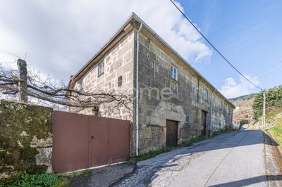 /international/pt/ribeira-de-pena-vila-real-310098577330/