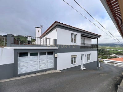 /international/pt/lomba-do-cavaleiro-cafe-juventude-9650-portugal-ilha-de-sao-miguel-azores-310107521512/