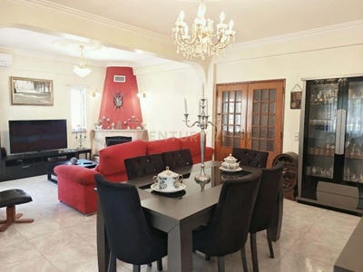 /international/pt/rua-cidade-de-almada-14-charneca-da-caparica-portugal-charneca-de-caparica-e-sobreda-setubal-municipality-310108989792/