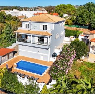 /international/pt/vale-covo-boliqueime-madeira-310104132207/