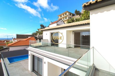 /international/pt/ponta-do-sol-madeira-310108157164/