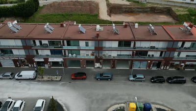 /international/pt/avenida-alvaro-vaz-do-ulmeiro-r-c-s-pedro-da-cadeira-lisbon-310099314787/