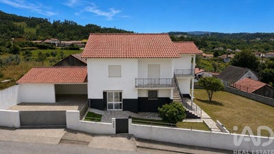 /international/pt/coimbra-lisbon-310108990156/?lang=th