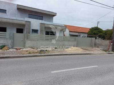 /international/pt/azeitao-sao-lourenco-e-sao-simao-setubal-setubal-municipality-310097071300/