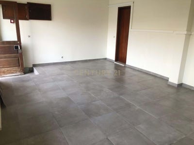 /international/pt/rua-antonio-maria-costa-macedo-carnaxide-e-queijas-lisbon-310108306454/