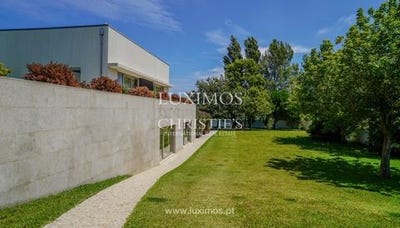 /international/pt/povoa-de-varzim-beiriz-e-argivai-porto-120094021608/