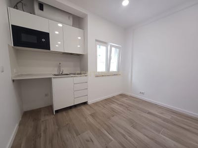 /international/pt/sao-martinho-do-porto-leiria-310100824104/