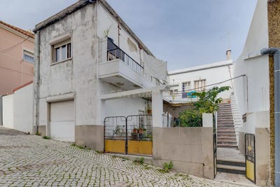 /international/pt/santa-iria-de-azoia-lisbon-310100663856/