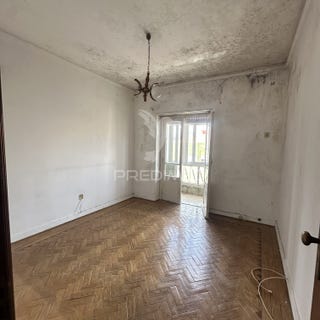 /international/pt/mina-de-agua-amadora-lisbon-310108157292/
