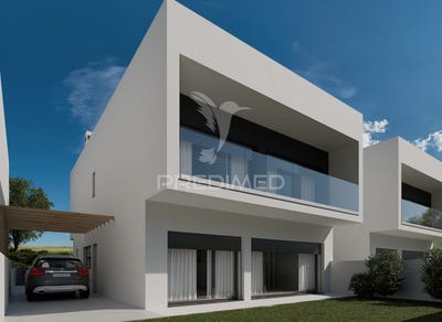 /international/pt/torres-novas-santa-maria-salvador-e-santiago-torres-novas-santarem-310102746054/