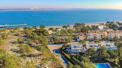/international/pt/carvalhal-setubal-municipality-310105924315/