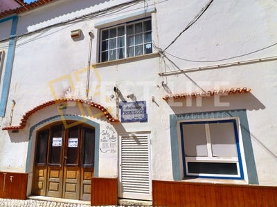 /international/pt/ericeira-lisbon-310099313111/