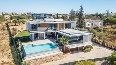 /international/pt/albufeira-faro-310105993014/