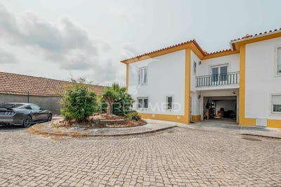 /international/pt/santa-barbara-lourinha-lisbon-310101174142/?lang=zh-cn