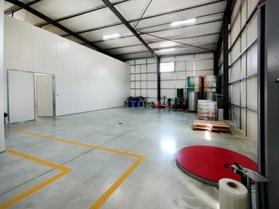 /international/pt/zona-industrial-almodovar-beja-310106575995/