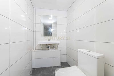 /international/pt/aguas-livres-lisbon-310100673158/